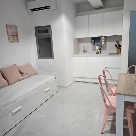 Little Love Hospitalet De L'Infant Ngoại thất bức ảnh
