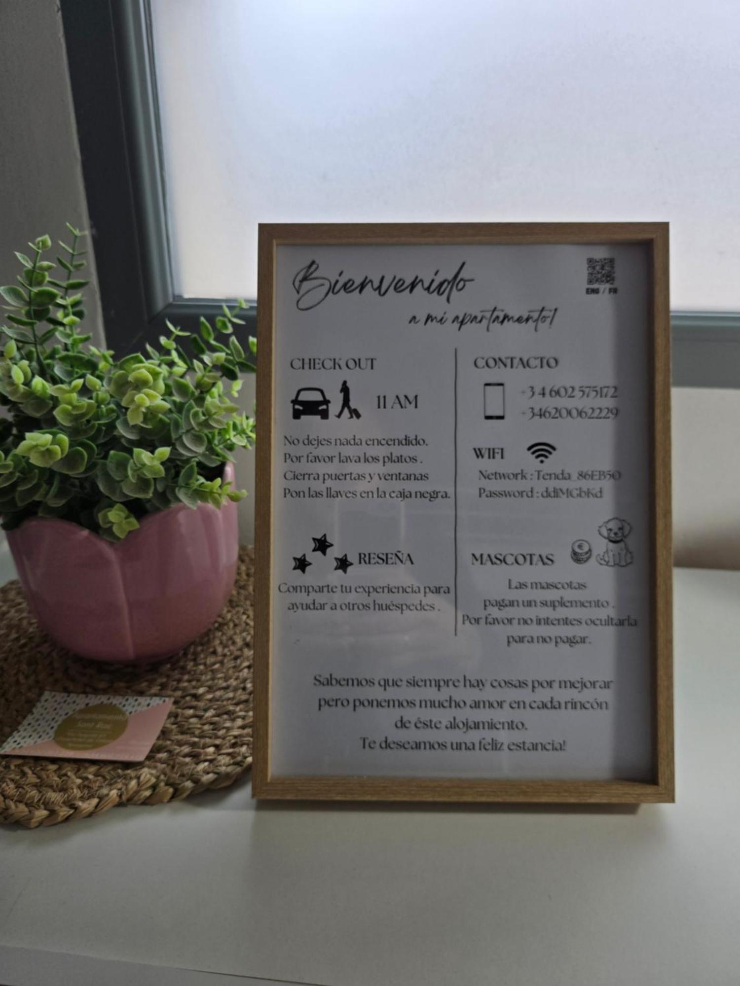 Little Love Hospitalet De L'Infant Ngoại thất bức ảnh